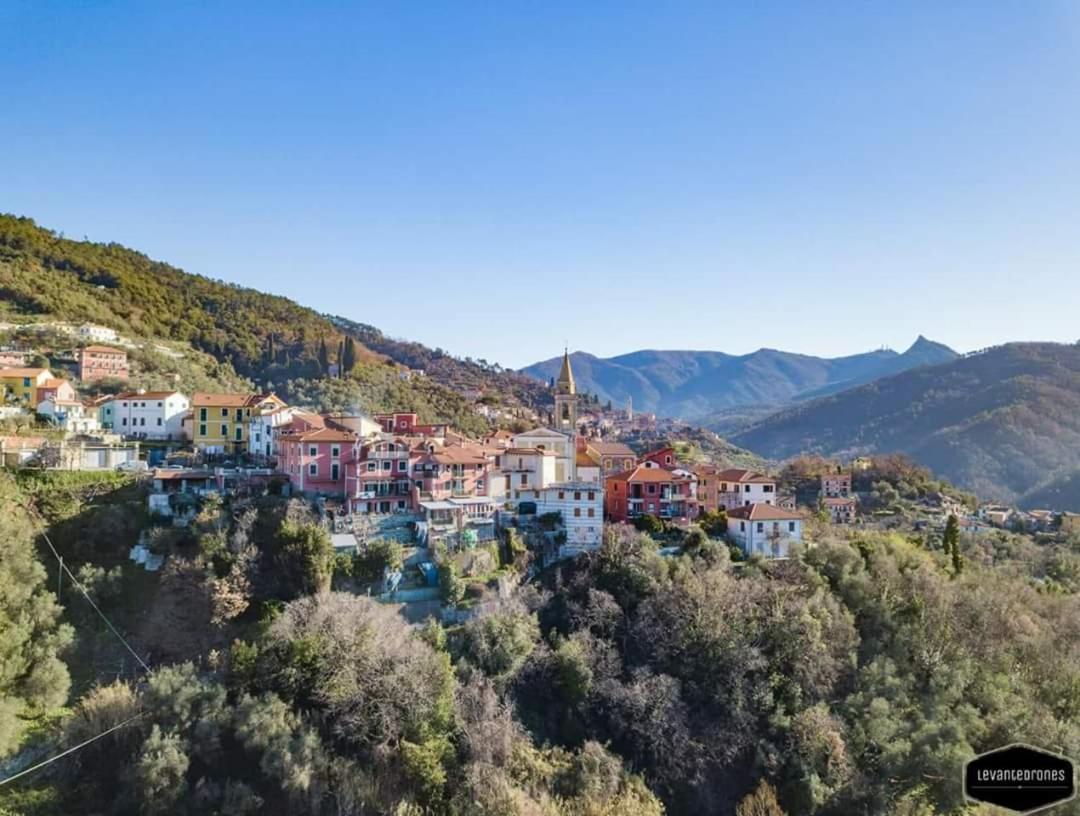 Casa Chiara Daire Castiglione Chiavarese Dış mekan fotoğraf